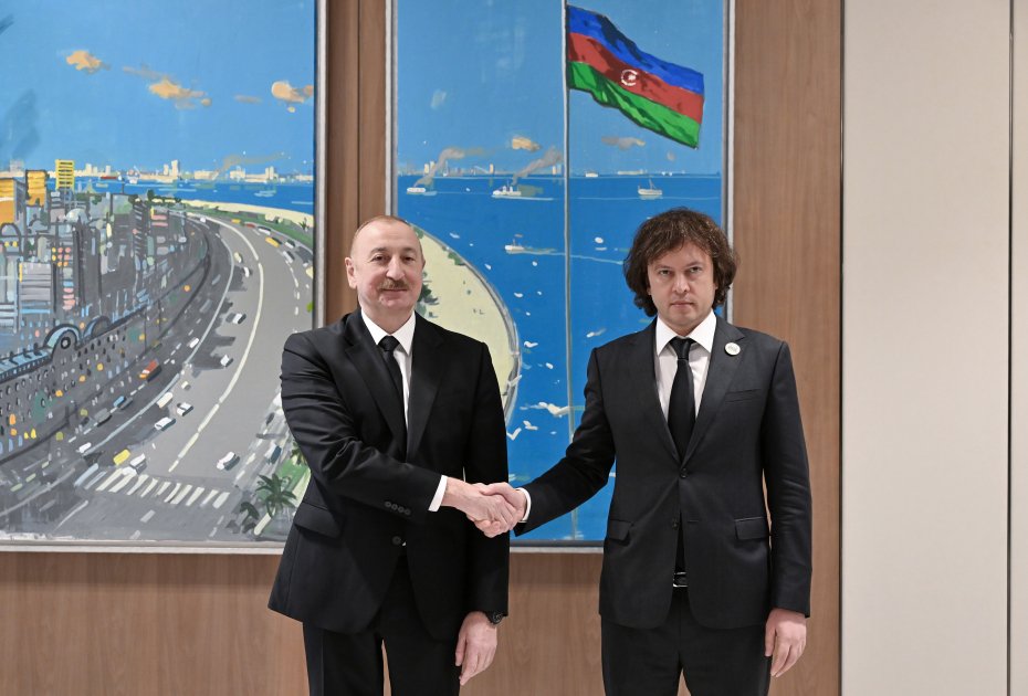 İlham Əliyev Gürcüstanın Baş naziri ilə görüşdü – FOTO