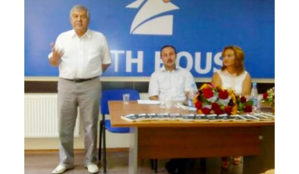 Çiçək pıçıltısı, şimşək çaхışı, könül hayqırışı! – Dağların qədəhində ömür sağlığı