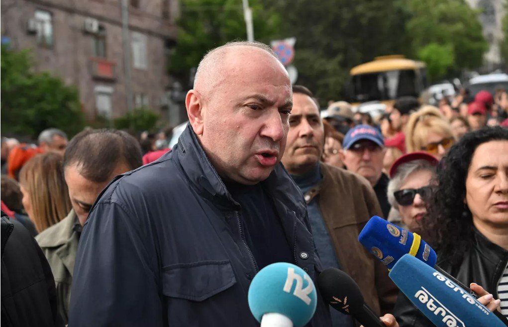 “Mənə Zelenskinin göstərişi ilə hücum ediblər” – Tevanyan
