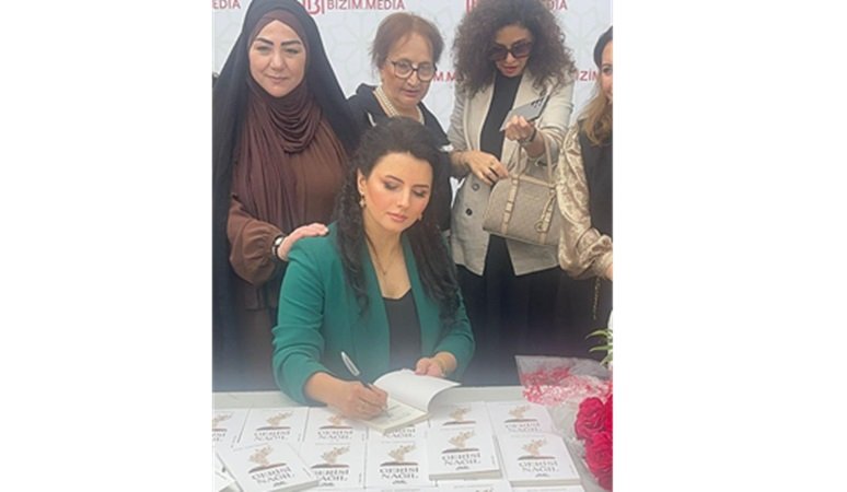 Aysel Nəsirzadənin imza günü böyük maraqla qarşılandı