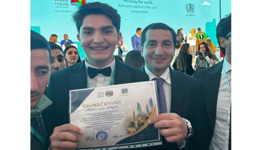 “Ölkəm” WUF13 səhnəsində: gənc ifaçı İbrahim Quliyevin çıxışı diqqət çəkdi"