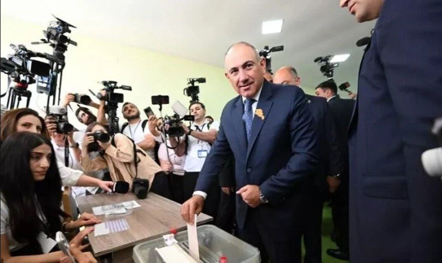 Paşinyan qalib gəldi, ancaq Putin buna nail oldu!