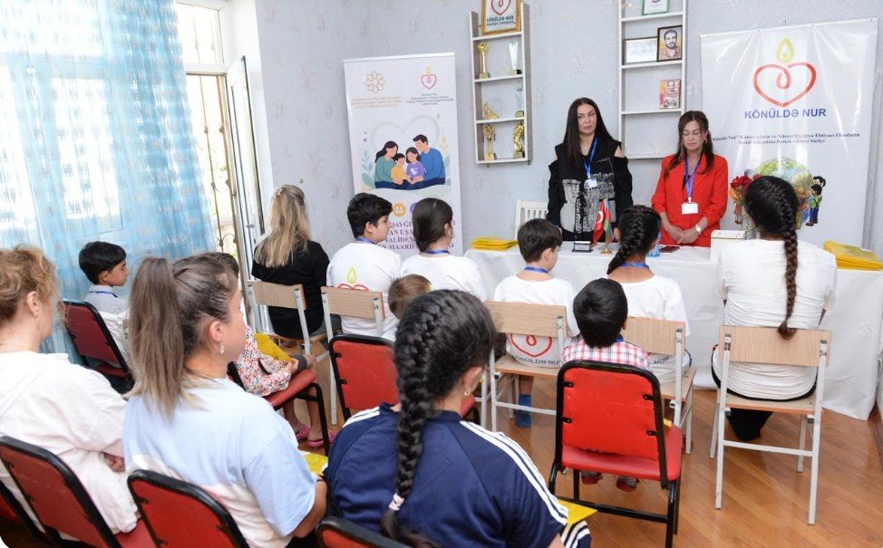 Xüsusi qayğıya ehtiyacı olan uşaqların valideynləri üçün maarifləndirmə layihəsinin Bakıda ilk təlimi keçirildi