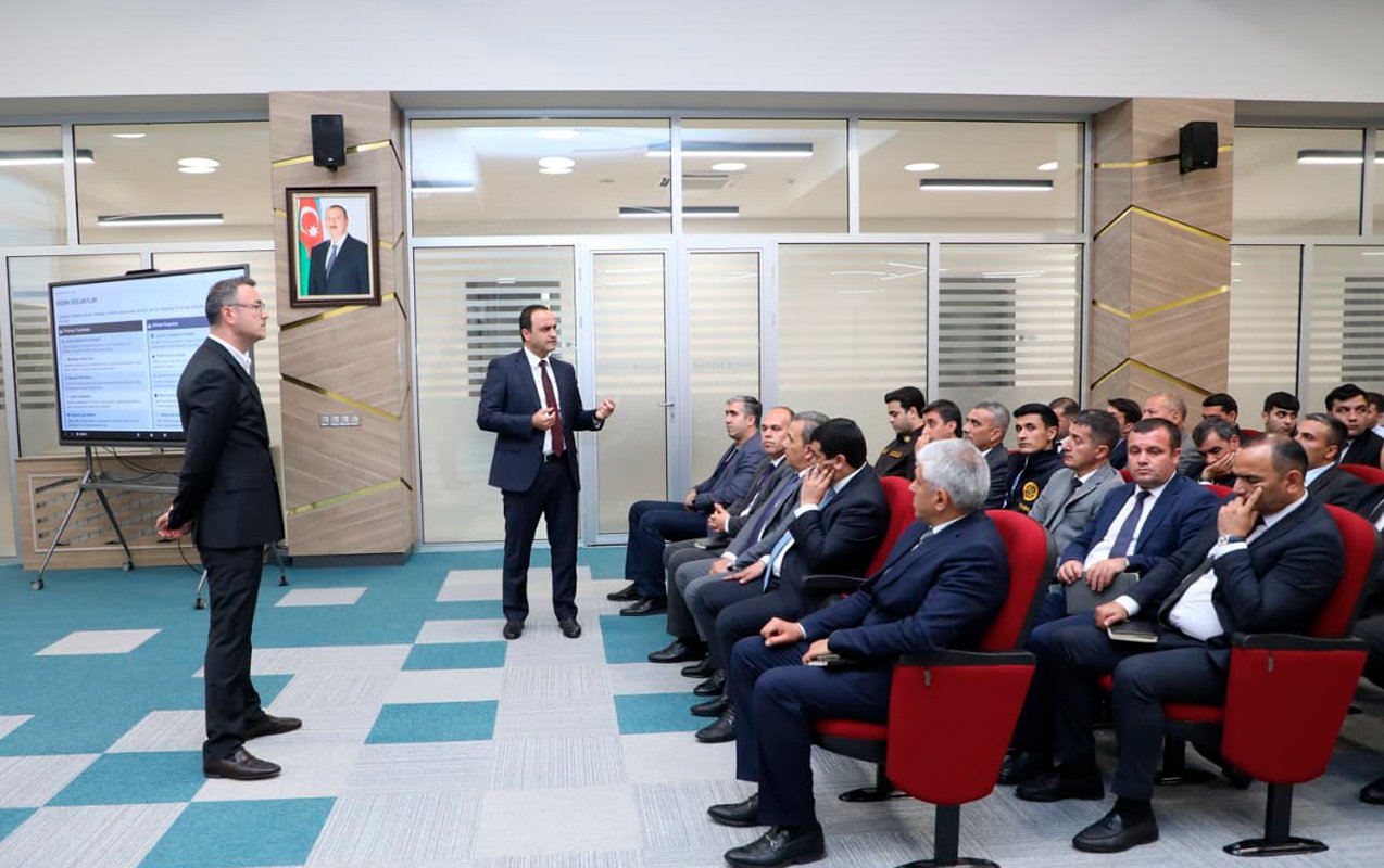 Naxçıvanda qaz şəbəkəsinə qoşulma ilə bağlı məlumatlandırma tədbiri keçirildi - Fotolar