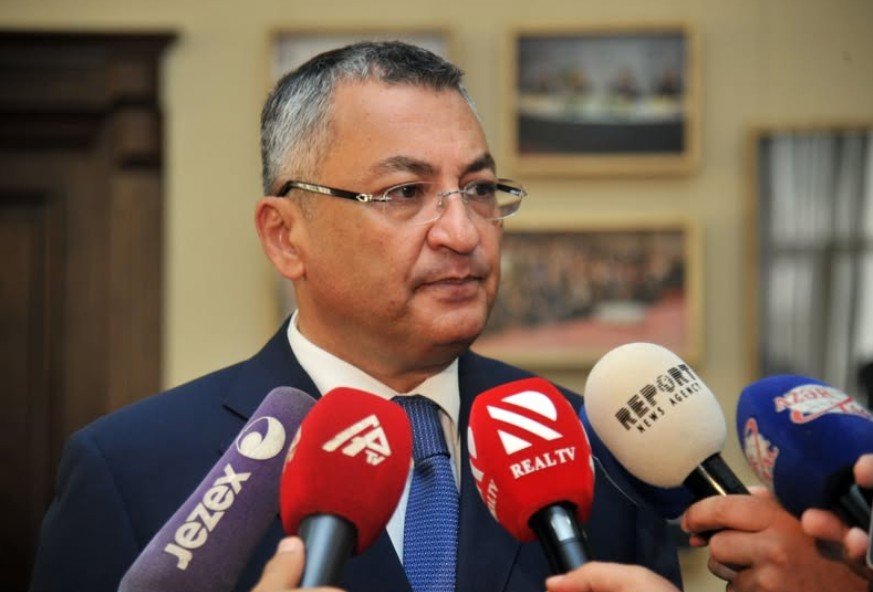 Əsl Rövşən Rzayev