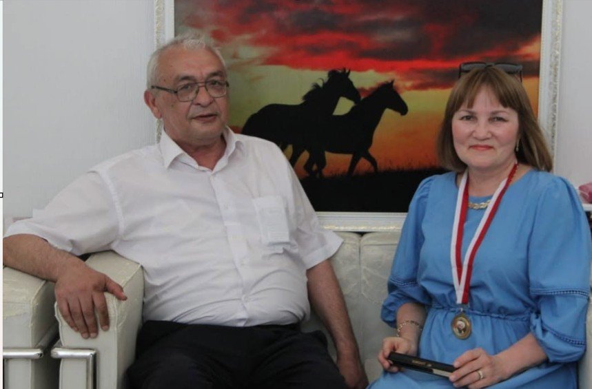 “Mən, Savaşın və Sevginin Xanıyım”