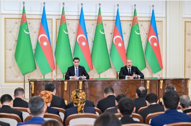 Azərbaycan və Türkmənistan prezidentləri mətbuata bəyanatlarla çıxış etdilər – FOTO