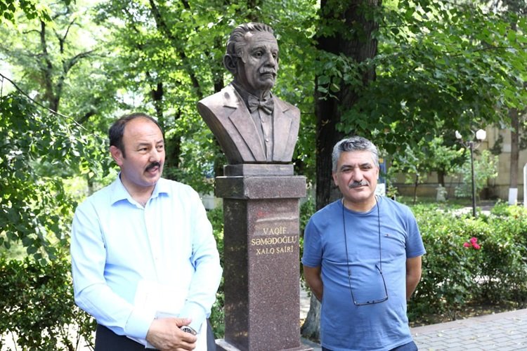 Daş bitiklərdən rəqəmsal dünyaya: TÜRK ŞEİRİNİN ULU YOLU