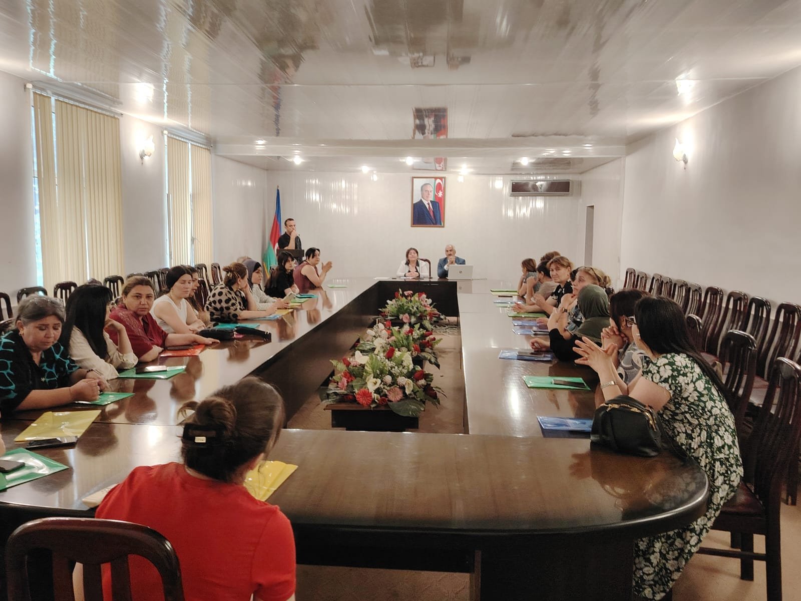 “Ana və Uşaq Sağlamlığının Qorunması” layihəsinin ilk maarifləndirici tədbirləri uğurla keçirildi