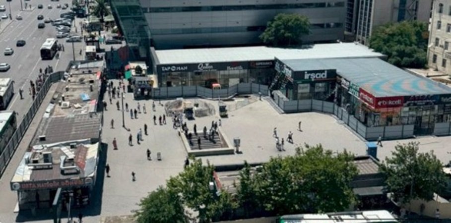 Nərimanovda bu obyektlər sökülür - FOTOLAR