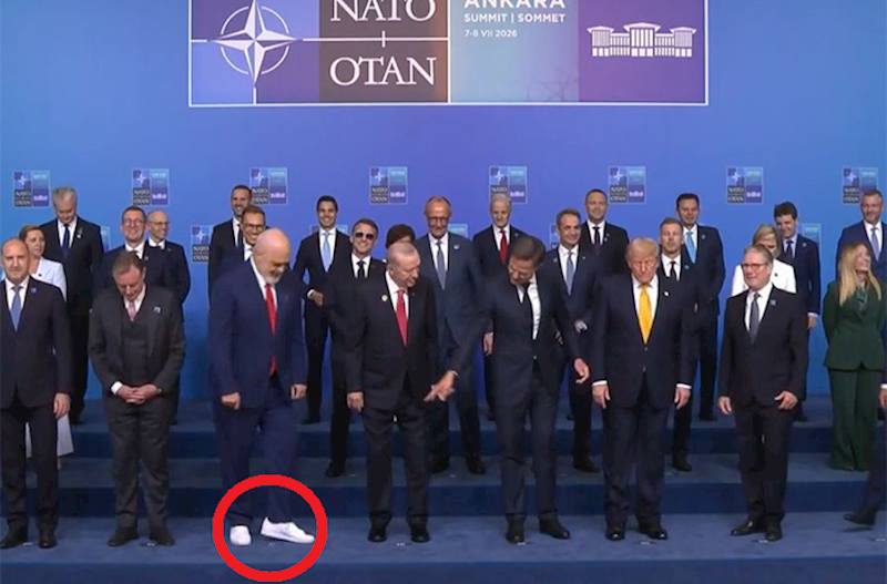 NATO iclasına idman ayaqqabıları ilə gəldi, zarafat mövzusu oldu – VİDEO