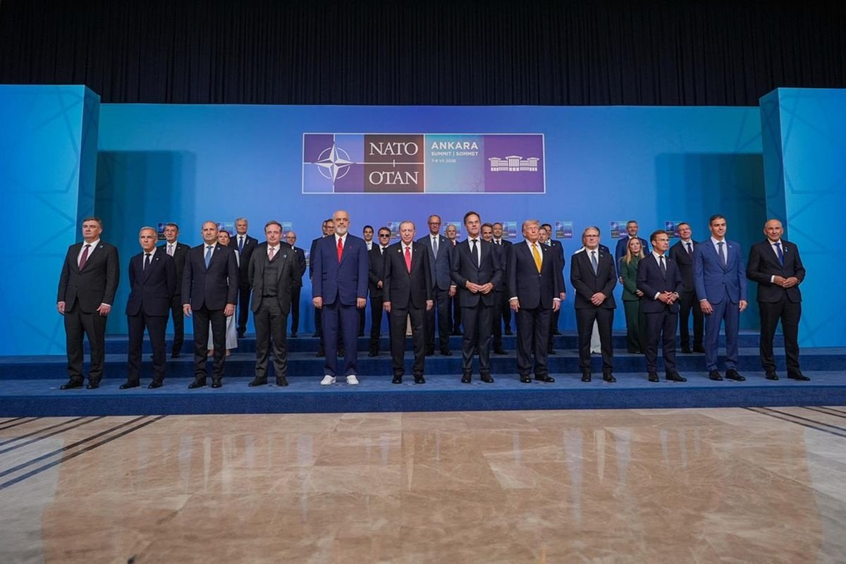 NATO liderləri Ankarada bir araya gəldi: Zirvə ailə fotosu ilə başladı