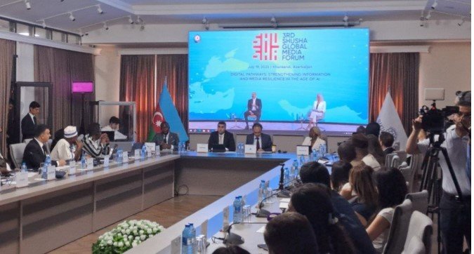 BTQ-dan media platforması: Dekolonizasiya gündəmi Bakıda müzakirə olunur - FOTO