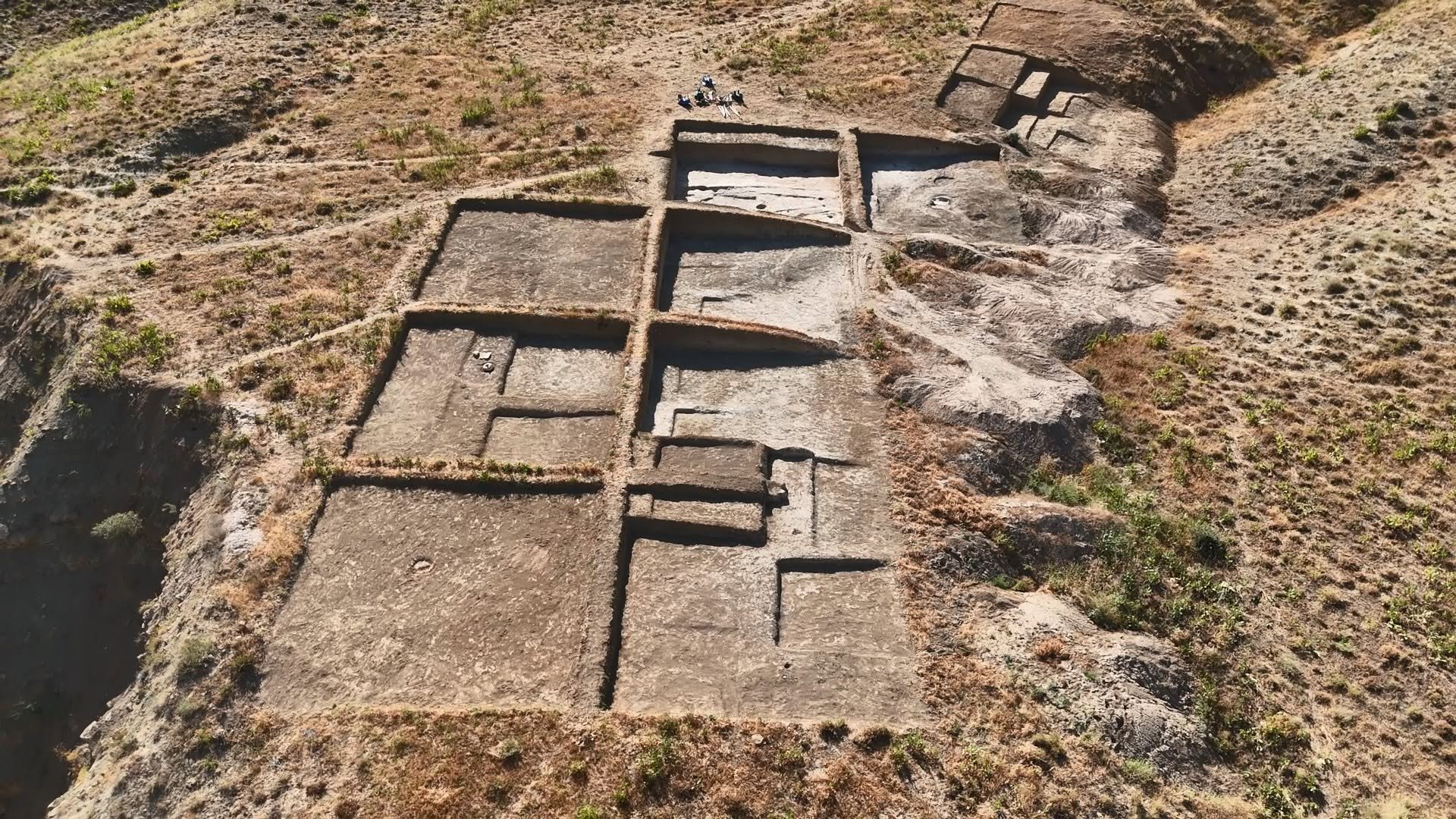 Naxçıvanda 7 min illik şəhər aşkarlandı - FOTO