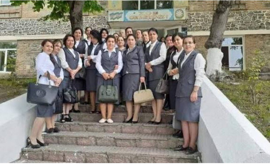 Müəllimlərin geyimi neçəyə SATILACAQ?