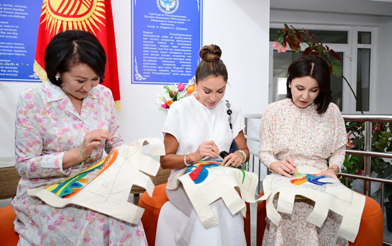 Mehriban Əliyeva Qırğızıstanda sağlamlıq və reabilitasiya mərkəzi ilə tanış oldu - FOTOLAR