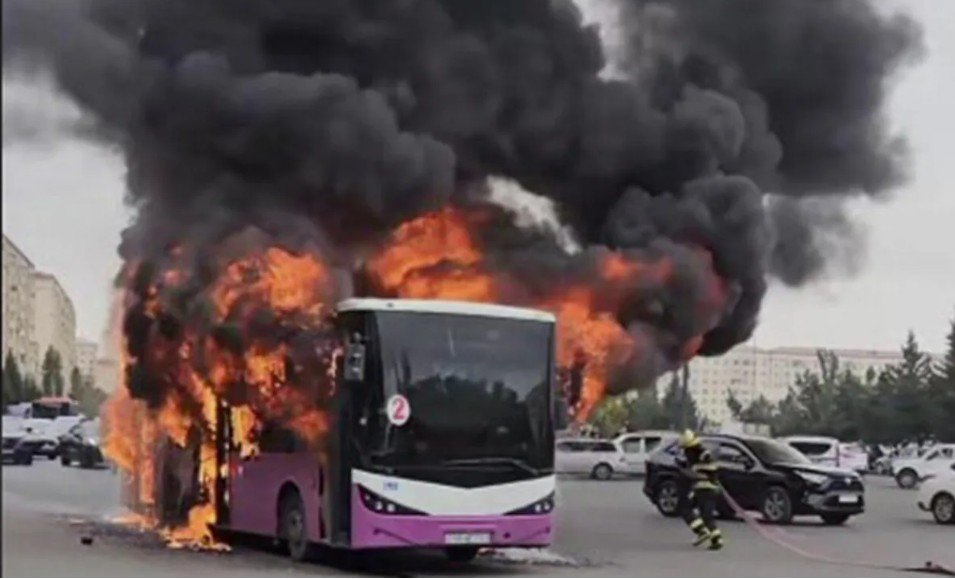 Avtobuslar niyə yanır? - Ekspert SƏBƏBLƏRİ AÇIQLAYIR