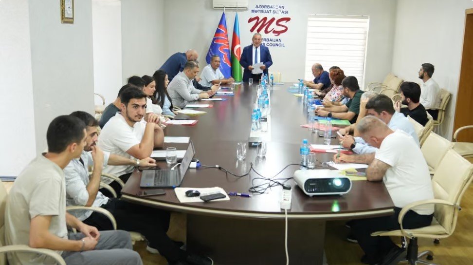 “Süni intellektin media sektoruna təsirləri” mövzusunda konfrans keçirilib
