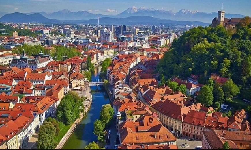 Sloveniyada işləmək istəyənlərin nəzərinə!