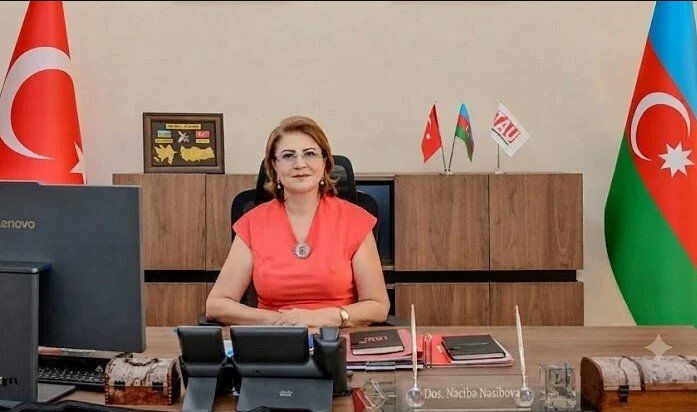 Türkiyə-Azərbaycan Universitetinin rektoru tələbələri təbrik etdi
