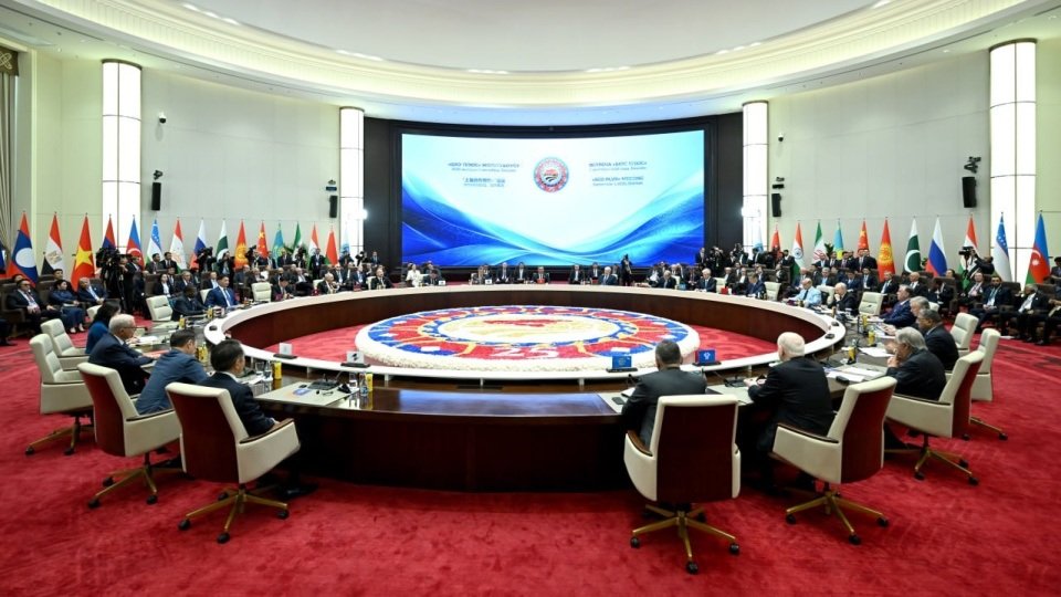 ŞƏT Zirvə Görüşündə 28 sənəd imzalandı
