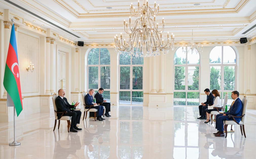 Prezident BMT-nin Azərbaycanda yeni təyin olunmuş rezident əlaqələndiricisini qəbul etdi - FOTO/VİDEO