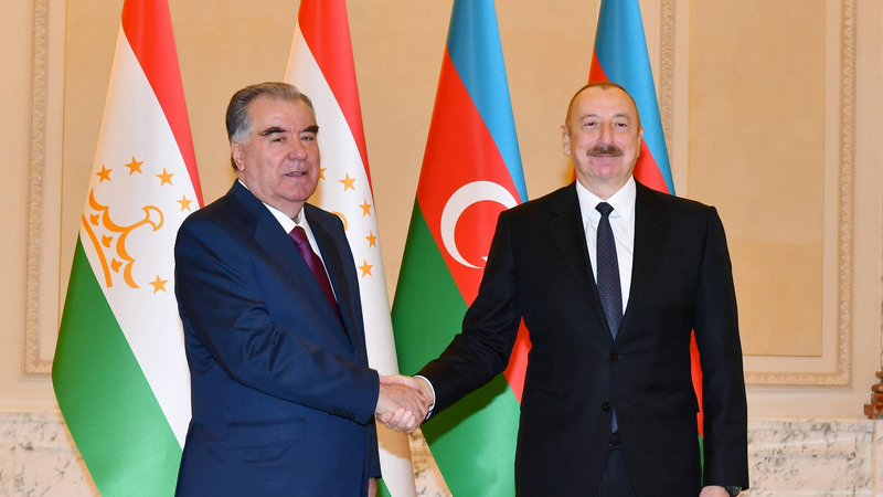İlham Əliyev Emoməli Rəhmona təbrik məktubu göndərdi
