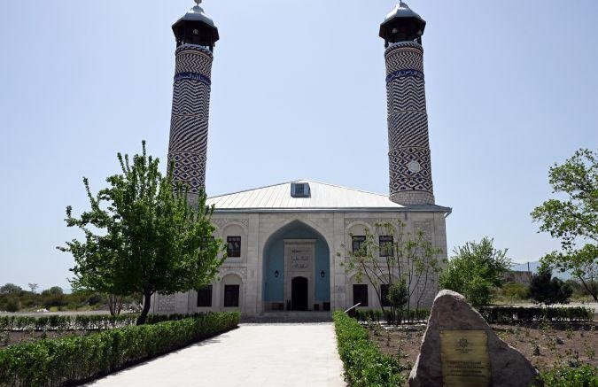 BAKIDAN DÜNYAYA: birlik, dialoq və sülh mesaji