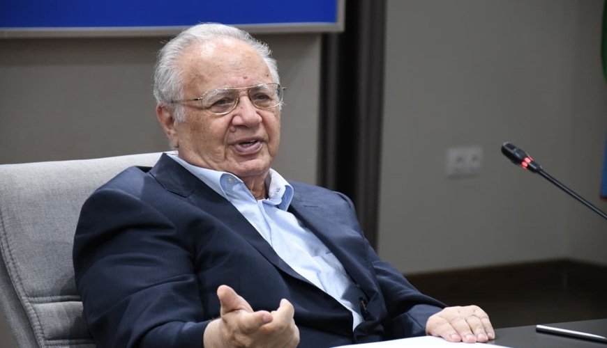 Tarixçi alim: Qarabağ problemi öz aktuallığını hələ də saxlayır