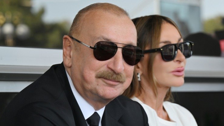 Prezident və ailəsinin Formula 1 görüntüləri - VİDEOÇARX