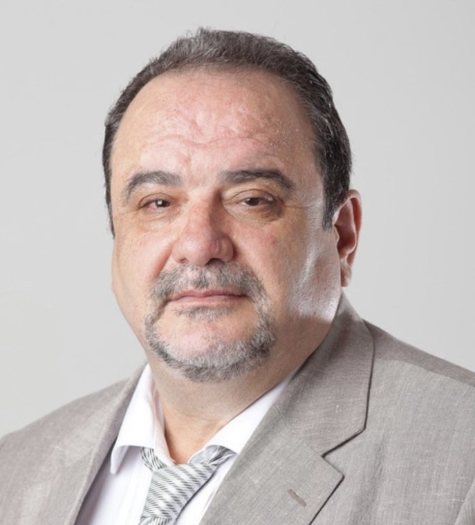 Cəsur pinqvin balası Qvini