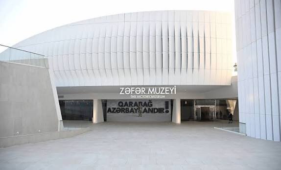 Hamının heyran olduğu Zəfər Muzeyinin memarı odur: İlk dəfə danışdı - Video