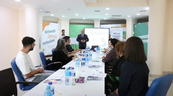 Sumqayıtda QHT-lər üçün rəqəmsal kommunikasiya təlimi keçirilib