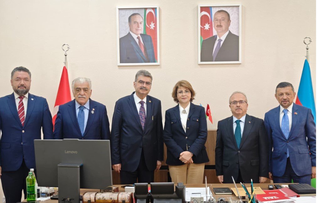 Türkiyənin millət vəkilləri və səfiri TAU-nu ziyarət ediblər