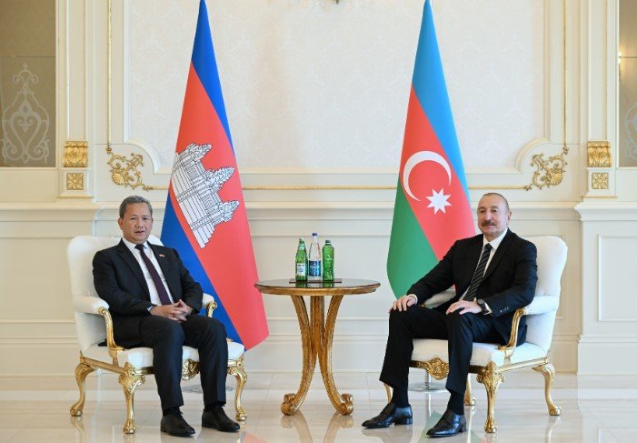 İlham Əliyev Kambocanın Baş naziri ilə görüşdü