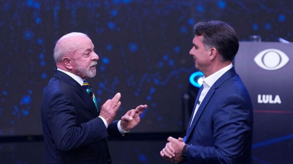 Braziliyada seçki yarışı qızışdı: Namizədlər üz-üzə gəldi