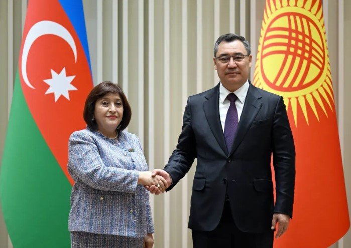 Sadır Japarov Sahibə Qafarovanı qəbul edib