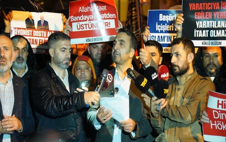SON XƏBƏR: Azərbaycana girişinə qadağa qoyulan Muhammed Emin Yıldırım İstanbulda saxlanılıb